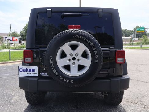 Used 2015 Jeep Wrangler Unlimited Sport w/ Quick Order Package 24S AWD/4WD image 7