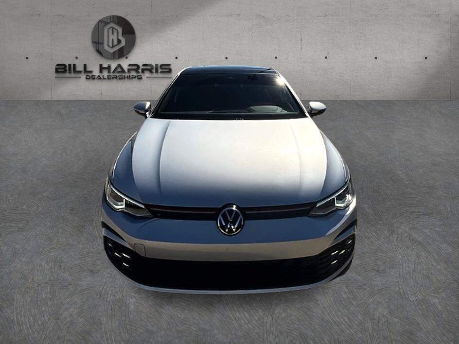 Used 2022 Volkswagen GTI SE FWD image 2