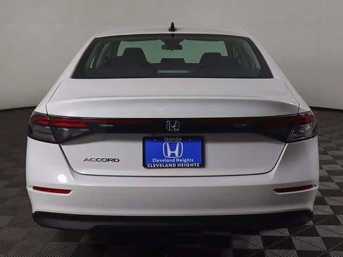 New 2025 Honda Accord SE image 7