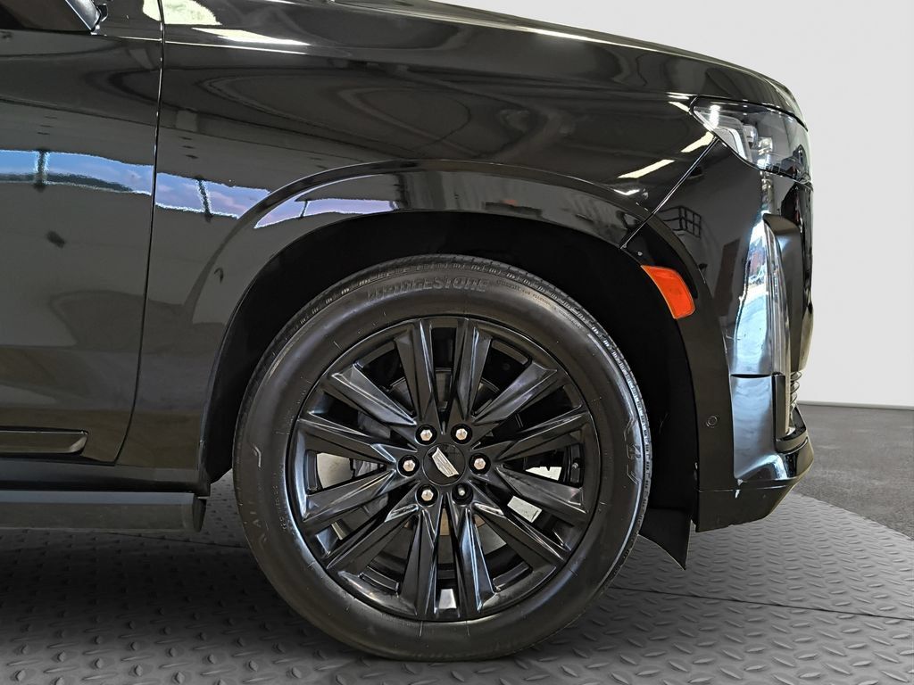 Used 2022 Cadillac Escalade Sport Platinum AWD/4WD image 28