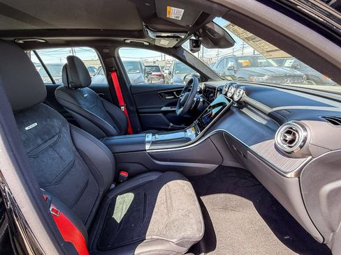 New 2025 Mercedes-Benz GLC 63 AMG S image 17