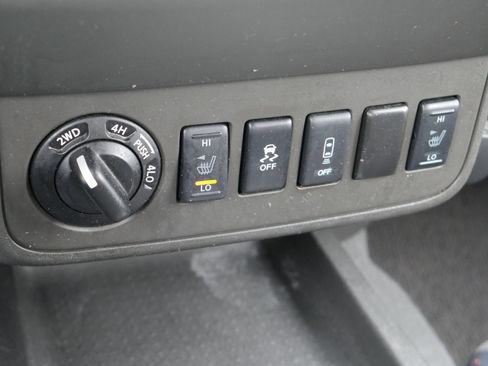 Used 2019 Nissan Frontier SV w/ Value Truck Package image 12