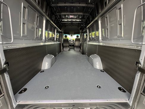 New 2026 Mercedes-Benz Sprinter 2500 image 26