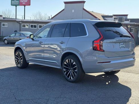 New 2026 Volvo XC90 T8 Plus w/ Protection Package Premier image 21
