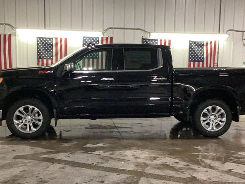 New 2026 Chevrolet Silverado 1500 LTZ w/ LTZ Premium Package image 3