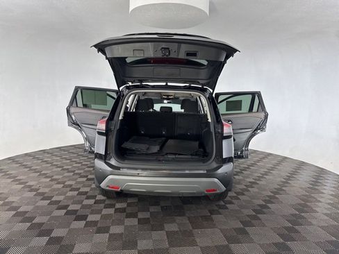 Certified 2021 Nissan Rogue SV image 15