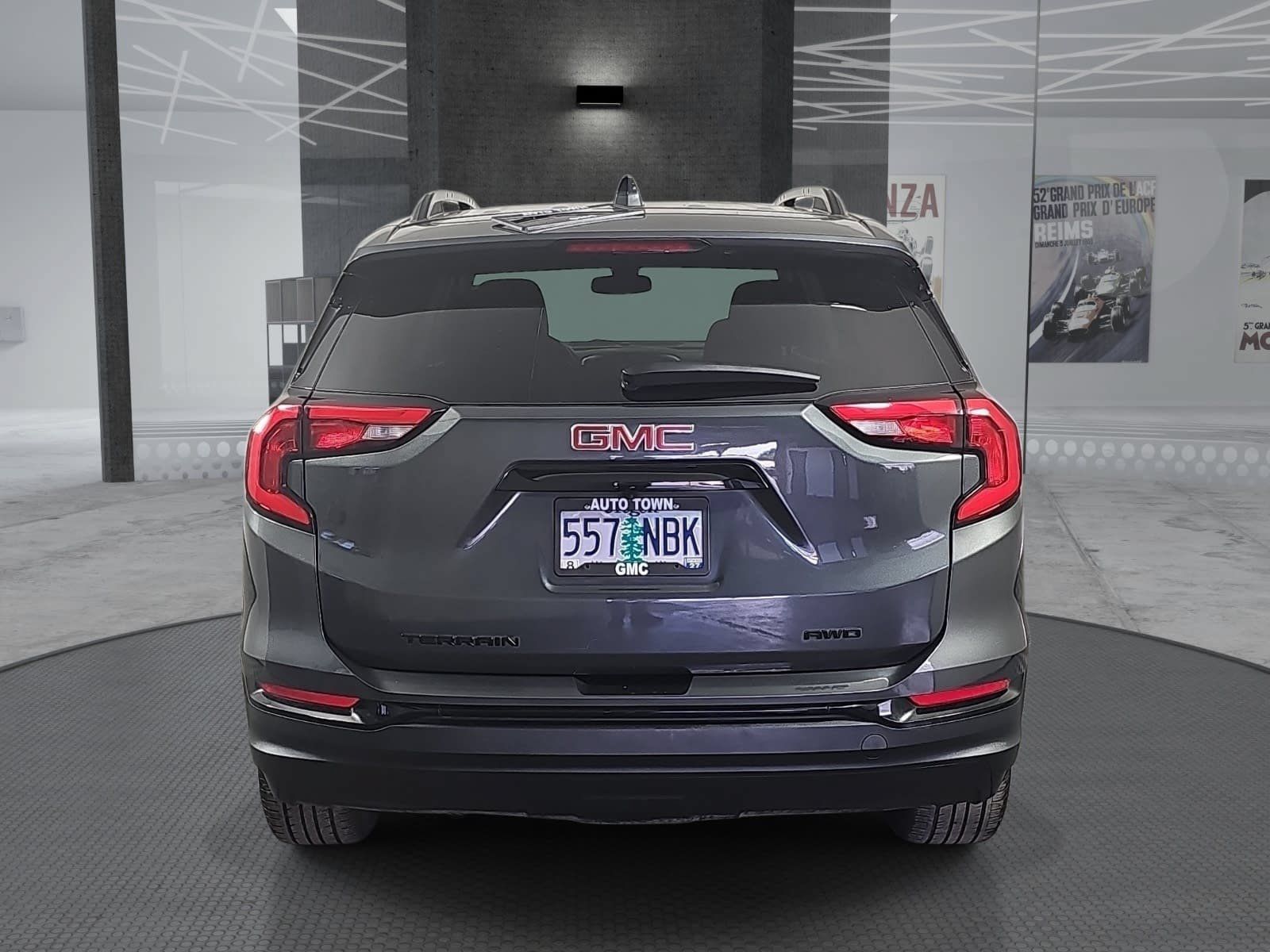 Used 2021 GMC Terrain SLE w/ Elevation Edition AWD/4WD image 6