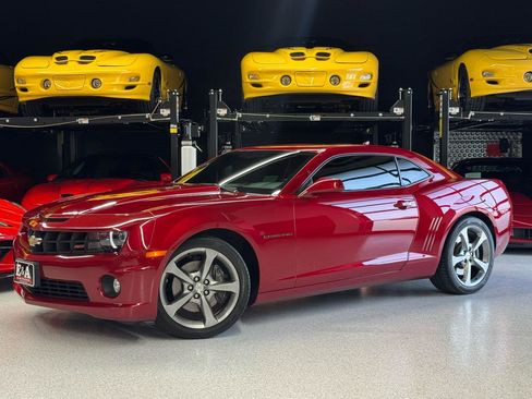 Used 2013 Chevrolet Camaro SS w/ RS Package image 4