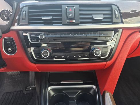 Used 2015 BMW 428i Convertible image 28