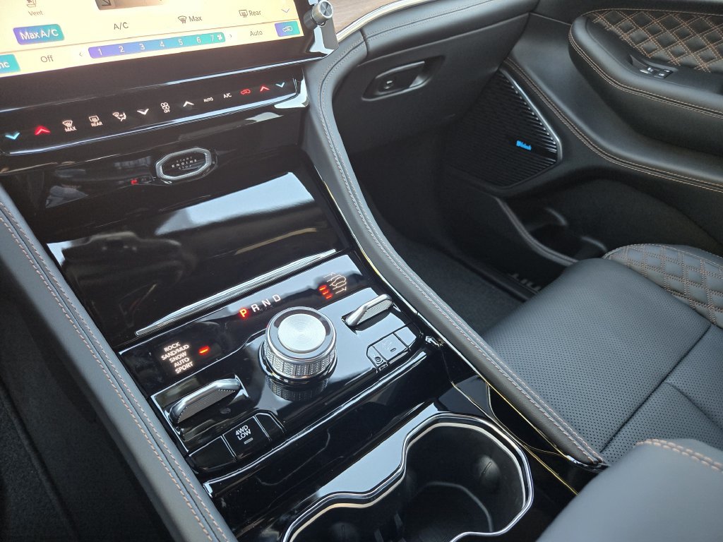 New 2027 Jeep Grand Cherokee Summit AWD/4WD image 19