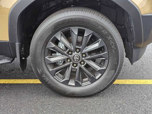 Used 2026 Toyota Land Cruiser w/ Premium Package image 9