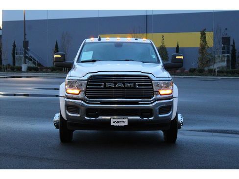 Used 2024 RAM 5500 Laramie image 5