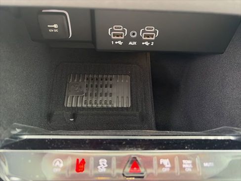 New 2026 Jeep Grand Wagoneer Limited image 34