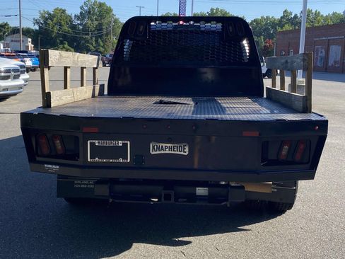 Used 2019 RAM 3500 Tradesman w/ Chrome Appearance Group AWD/4WD image 6