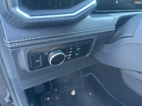 Used 2024 Ford Mustang Premium image 15