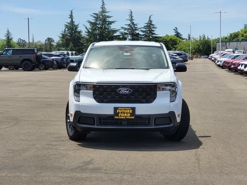 New 2026 Ford Maverick XLT w/ Equipment Group 301A AWD/4WD image 3