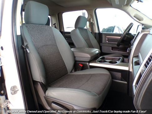 Used 2020 RAM 1500 Warlock AWD/4WD image 35