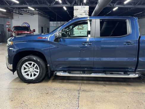 Used 2021 Chevrolet Silverado 1500 LT w/ Z71 Off-Road Package image 5