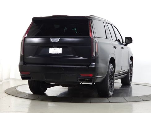 Certified 2023 Cadillac Escalade Sport Platinum w/ LPO, ONYX Package AWD/4WD image 8