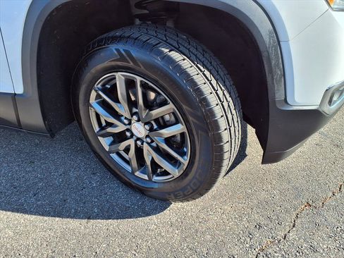 Used 2019 GMC Acadia SLT image 39