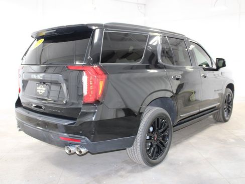 Used 2023 GMC Yukon Denali w/ Max Trailering Package image 9