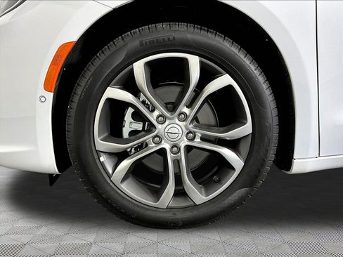 Used 2026 Chrysler Pacifica Pinnacle FWD image 35