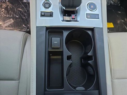 New 2026 Jaguar F-PACE R-Dynamic S image 19