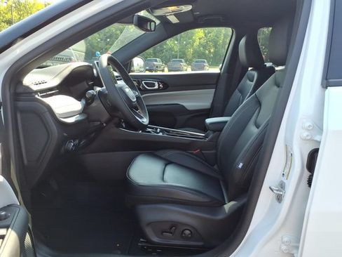 New 2026 Jeep Compass Limited AWD/4WD image 13