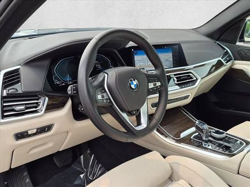 Used 2021 BMW X5 xDrive45e w/ Executive Package 3 AWD/4WD image 10