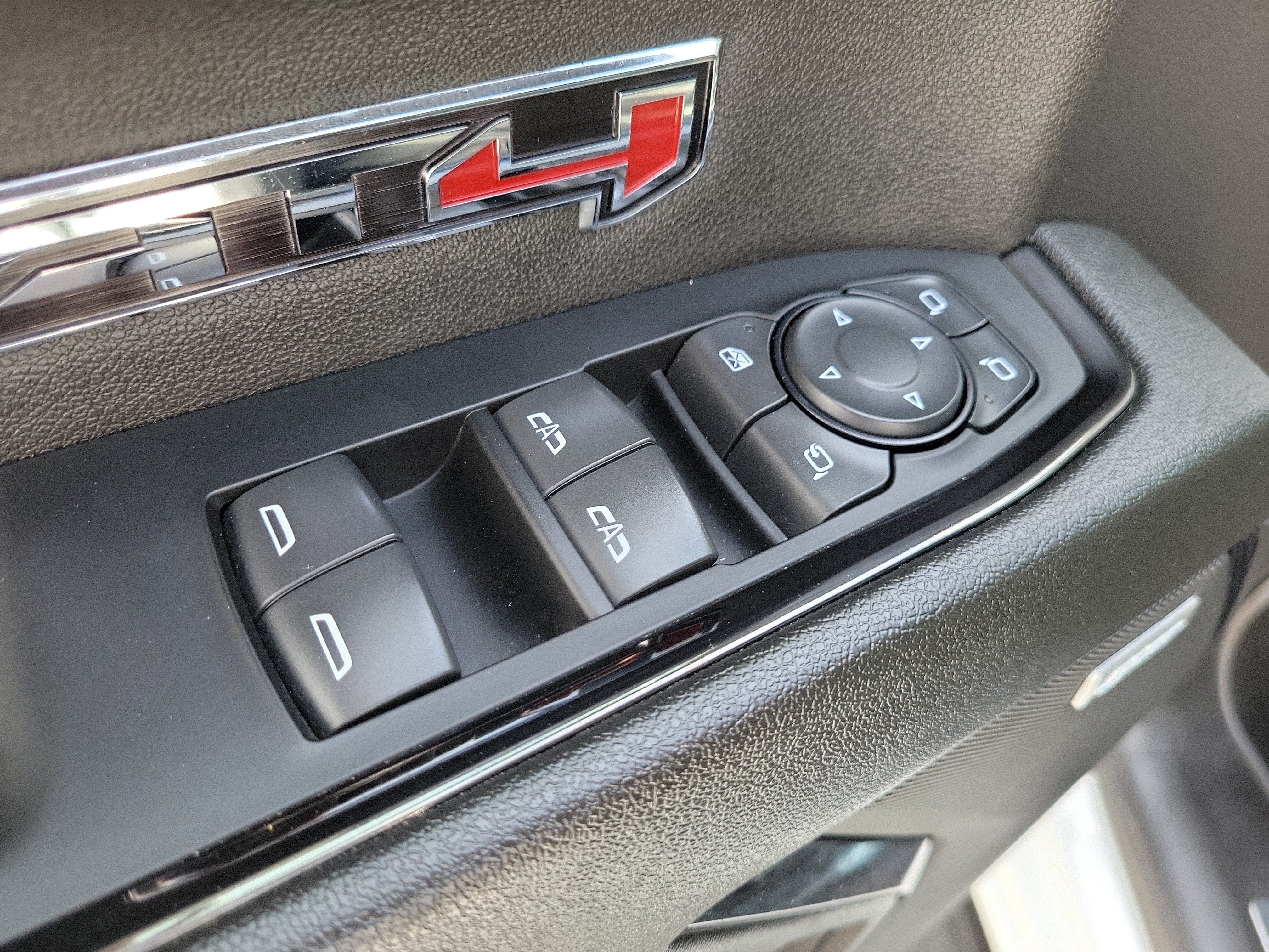 Used 2024 GMC Sierra 1500 AT4 w/ AT4 Premium Package AWD/4WD image 19