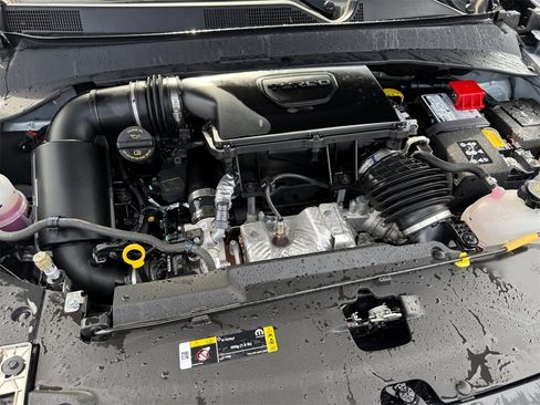 Used 2024 Jeep Compass Limited image 22