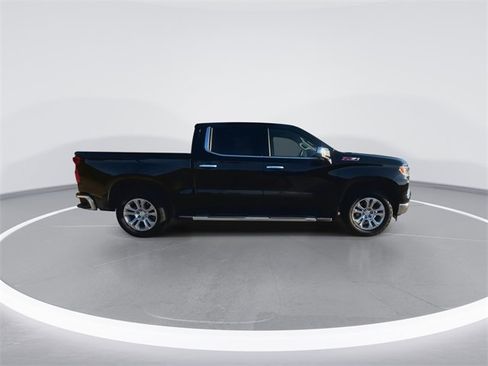 Used 2024 Chevrolet Silverado 1500 LTZ w/ LTZ Premium Package image 13