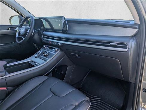 Used 2024 Hyundai Palisade SEL w/ Premium Package image 19