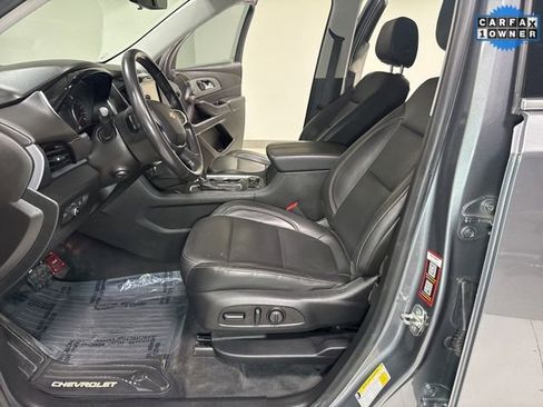 Used 2019 Chevrolet Traverse Premier w/ Driver Confidence II Package image 13