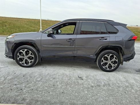 Certified 2022 Toyota RAV4 XSE image 6