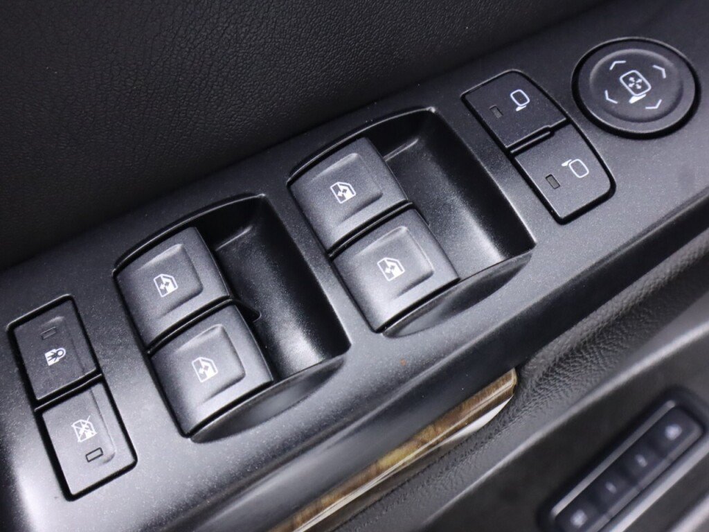 Used 2020 Chevrolet Tahoe LT AWD/4WD image 26