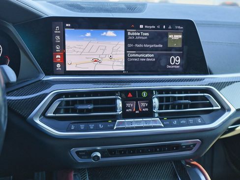 Used 2021 BMW X6 M50i w/ Executive Package image 15