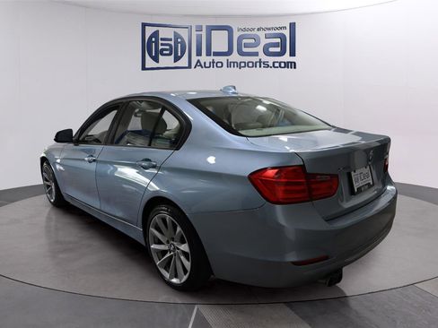 Used 2013 BMW 328i xDrive Sedan image 3