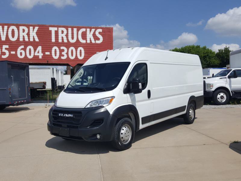 Used 2023 RAM ProMaster 3500 w/ Driver Convenience Group FWD image 3