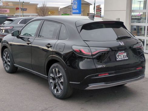 New 2026 Honda HR-V EX-L image 7