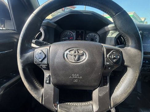 Used 2021 Toyota Tacoma TRD Sport w/ Technology Package RWD image 21