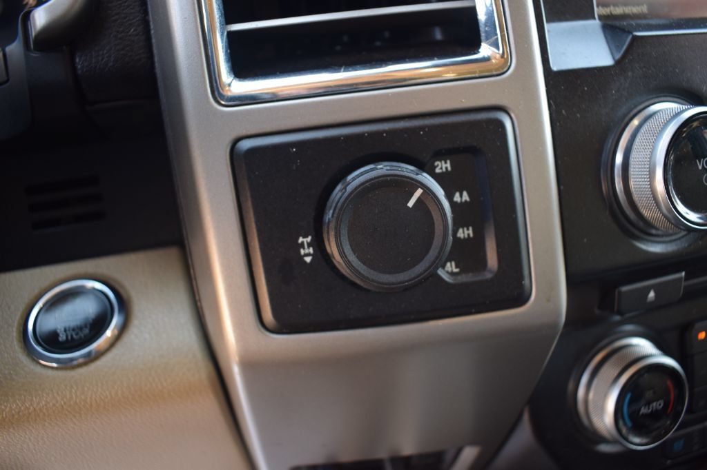 Used 2015 Ford F150 Lariat w/ Equipment Group 502A Luxury AWD/4WD image 19