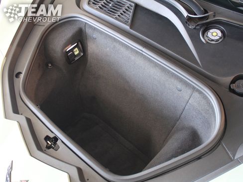 Used 2024 Chevrolet Corvette Stingray Convertible w/ 1LT RWD image 28