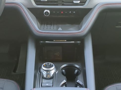 Certified 2025 Ford Explorer ST-Line w/ Premium Package image 17