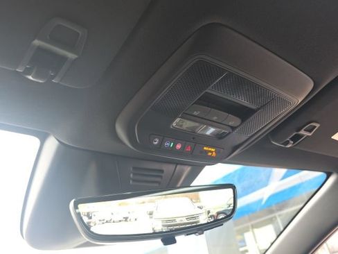 New 2026 Chevrolet Equinox EV LT image 25