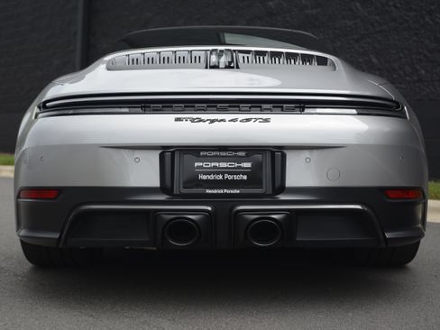 Certified 2026 Porsche 911 Targa 4 GTS AWD/4WD image 6