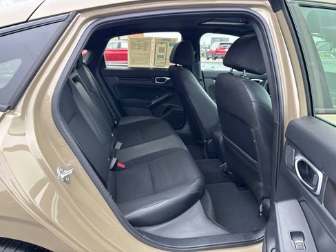 Used 2025 Honda Civic Sport image 35