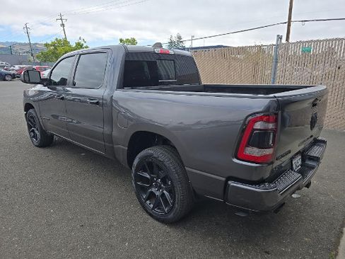 Used 2024 RAM 1500 Laramie AWD/4WD image 6