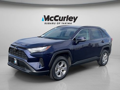 Used 2024 Toyota RAV4 XLE FWD image 2