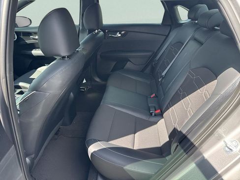 Used 2024 Kia Forte GT-Line w/ GT-Line Premium Package image 18